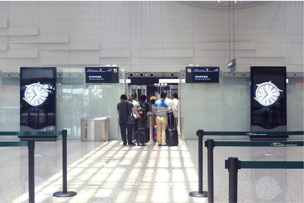 廣州白云機(jī)場國內(nèi)出發(fā)區(qū)電子屏廣告投放價格