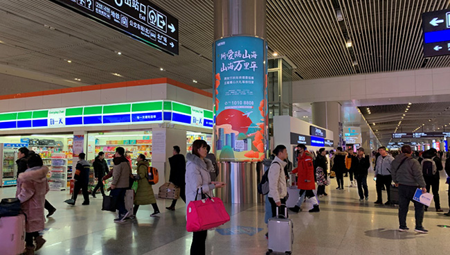 西安高鐵站廣告中圓柱燈箱媒體怎么樣？
