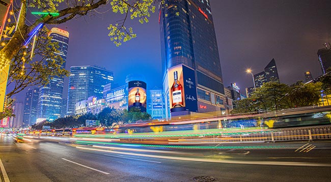 廣州天河正佳廣場(chǎng)戶外LED廣告