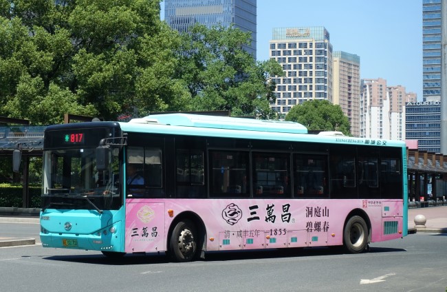 蘇州公交車(chē)巴士車(chē)身廣告茶葉投放案例，蘇州公交外車(chē)身貼廣告價(jià)格
