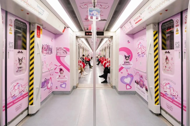 昆明地鐵車廂創(chuàng)意內(nèi)包車貼廣告投放案例，昆明地鐵列車廣告價(jià)格