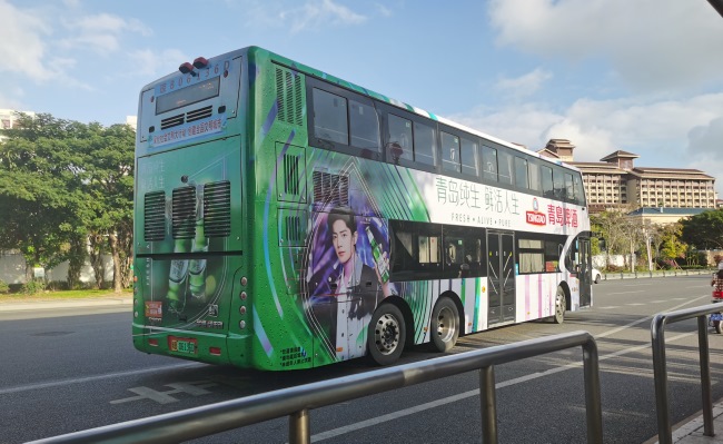 三亞公交車雙層巴士廣告價格，三亞雙層旅游觀光公交車身廣告投放