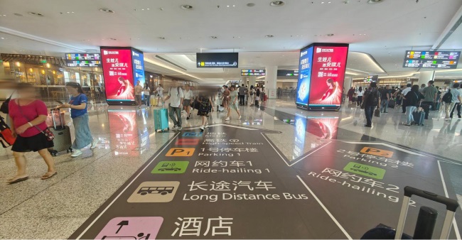 成都天府機場T1國際出發(fā)到達廣告燈箱，成都機場廣告價格