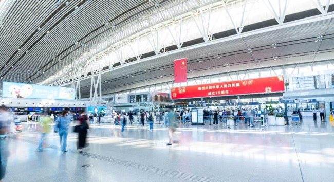 如何觸達(dá)高價(jià)值受眾？機(jī)場(chǎng)廣告投放策略解析