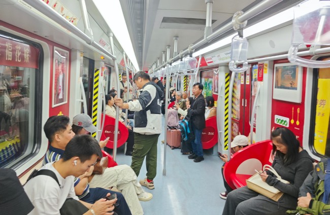 昆明1號(hào)線列車播音導(dǎo)向廣告價(jià)格，昆明地鐵車廂語音廣告