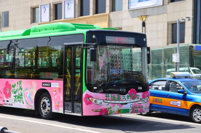呼和浩特公交車身廣告外車貼巴士廣告投放，呼和浩特公交車廣告價(jià)格