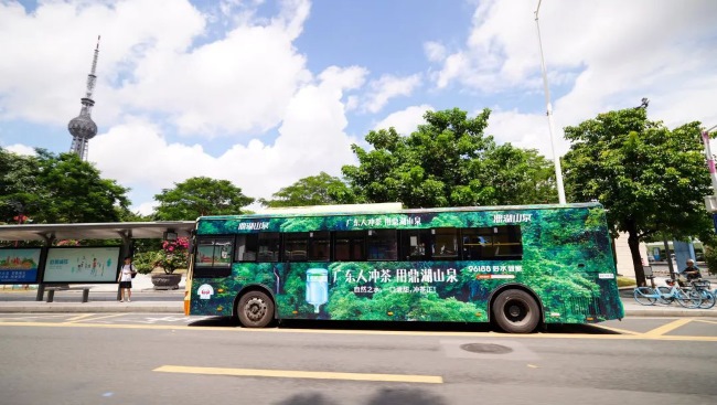 佛山公交車身巴士外車貼廣告投放，佛山公交車廣告價(jià)格