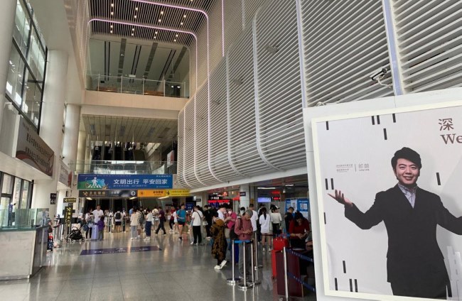 深圳福田口岸有哪些廣告位？怎樣選擇更有效果？