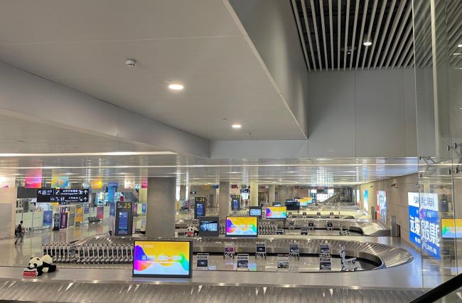 溫州機(jī)場(chǎng)到達(dá)行李大廳墻面廣告投放，溫州龍灣機(jī)場(chǎng)大屏廣告