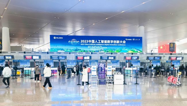 溫州機(jī)場(chǎng)出發(fā)大廳高空大屏廣告投放，溫州龍灣機(jī)場(chǎng)LED廣告價(jià)格