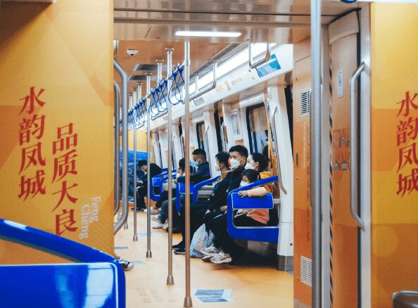 佛山地鐵3號線廣告價格多少錢？佛山地鐵廣告大良政務特色案例圖