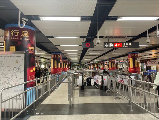 中國建設銀行深圳市分行-深圳地鐵廣告